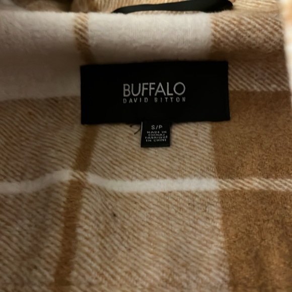 shacket - Picture 2 of 3